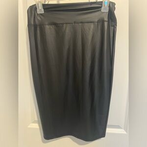 Elegant Black faux  Leather Skirt